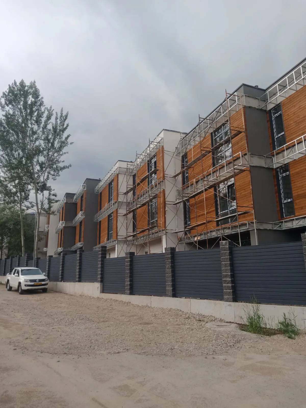  «Покраска фасада здания по адресу г. Алматы,с/т Мамыр 87, коттеджный городок «Калифорния»» доп